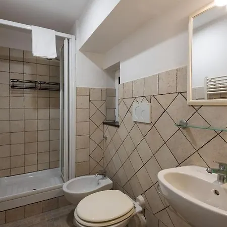 Adorno 1 - Affitti Brevi Italia