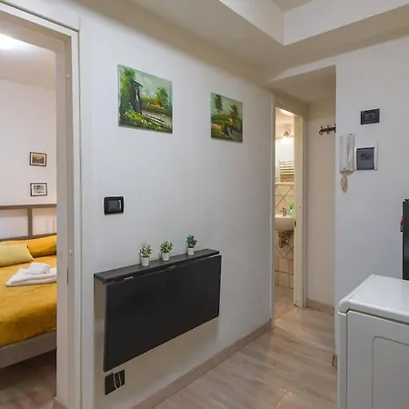 Adorno 1 - Affitti Brevi Italia